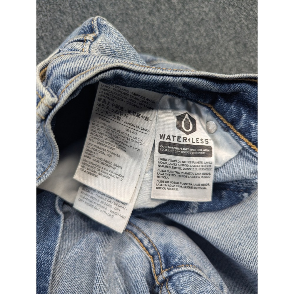 Levis Ribcage Straight Jeans Womens 26 Light Wash Patterned Trim Button Fly Deni - Picture 8 of 16